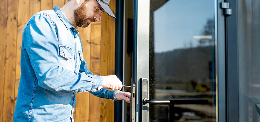 Frameless Glass Storefront Door Locks Replacement in La Quinta, CA