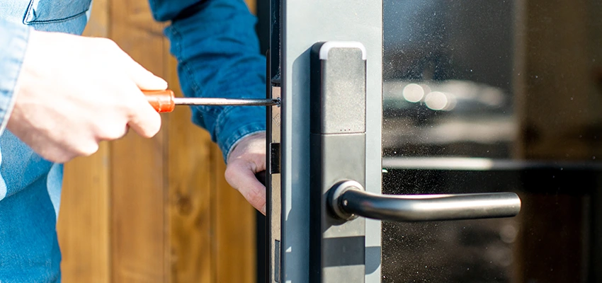 Aluminium Door Lock Replacement in La Quinta, California