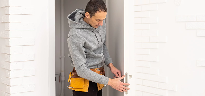 Nighttime Locksmith Near Me in La Quinta, CA